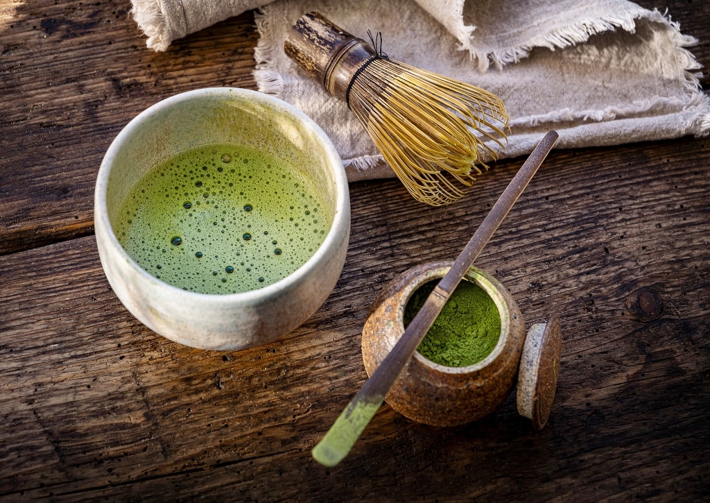 Tee, Teekräuter, Grüner Tee, Teepflanze, Kamelie, Camellia sinensis, Teestrauch, Teeblätter, Matcha Tee