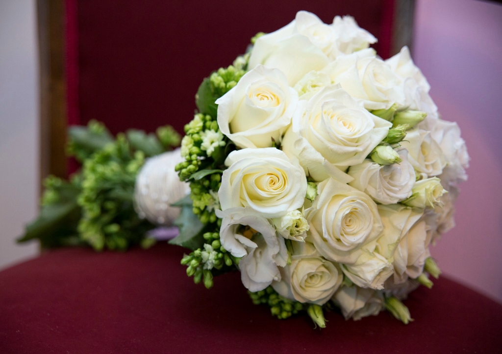 Blumen für die Hochzeit, Brautstrauß, Blumenstrauß, weiß