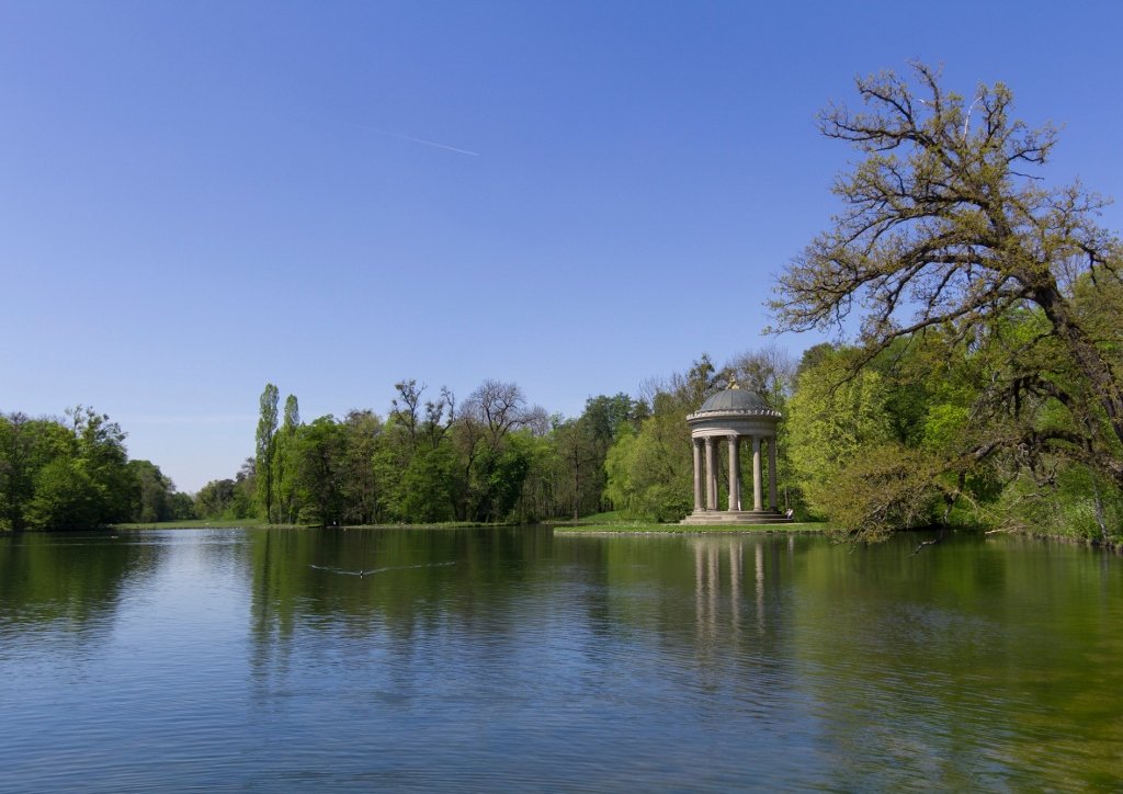 Naturhochzeit in München, Badenburger See, Schlosspark, Nymphenburg, Apollontempel
